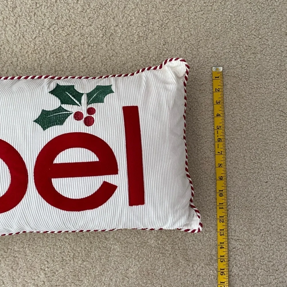 Holiday Noël Decorative Pillow – EUC